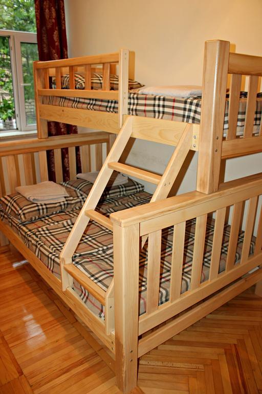 كوتايسي Hostel Bude الغرفة الصورة
